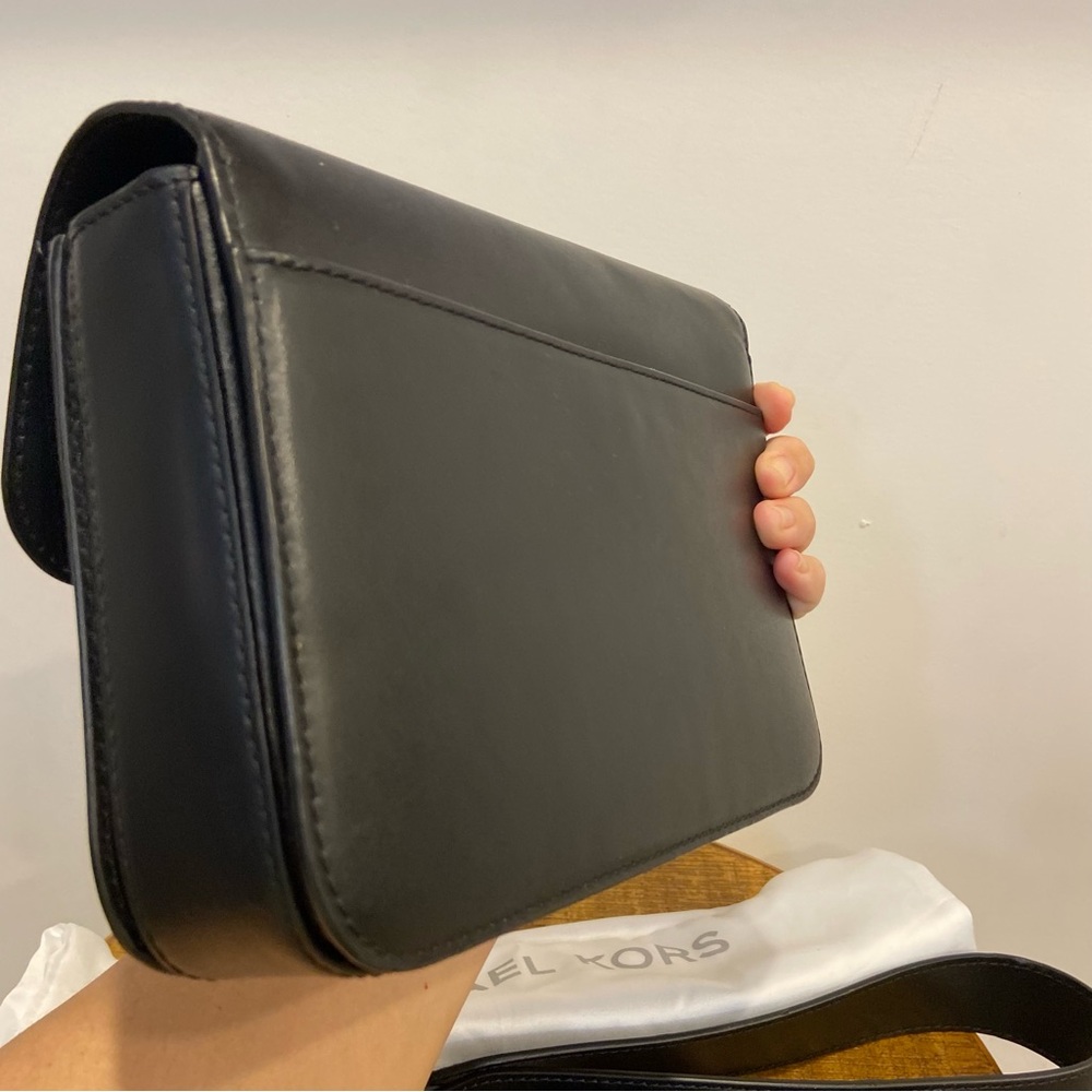 Michael Kors Black and Tan Crossbody Bag - Picture 7 of 16
